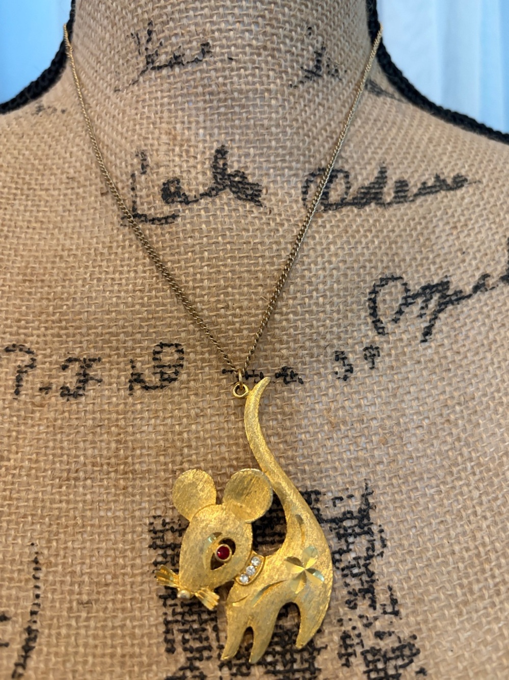 Vintage Mamselle Matte Gold Mouse Pendant